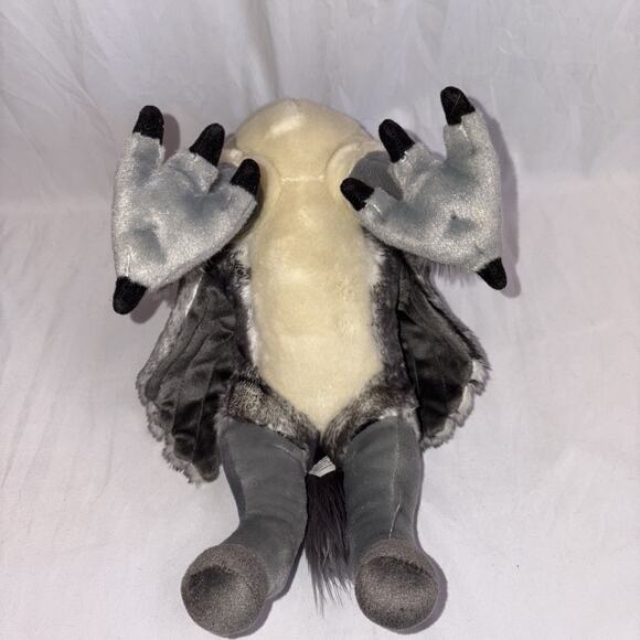 Harry Potter Buckbeak Plush Hippogriff Stuffed Eagle Bird Wizarding World EUC - Picture 5 of 9